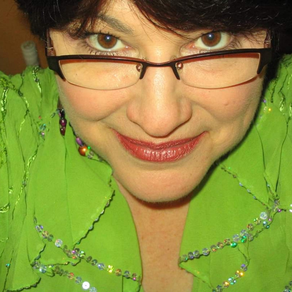 Meet your Posher, Sylvia